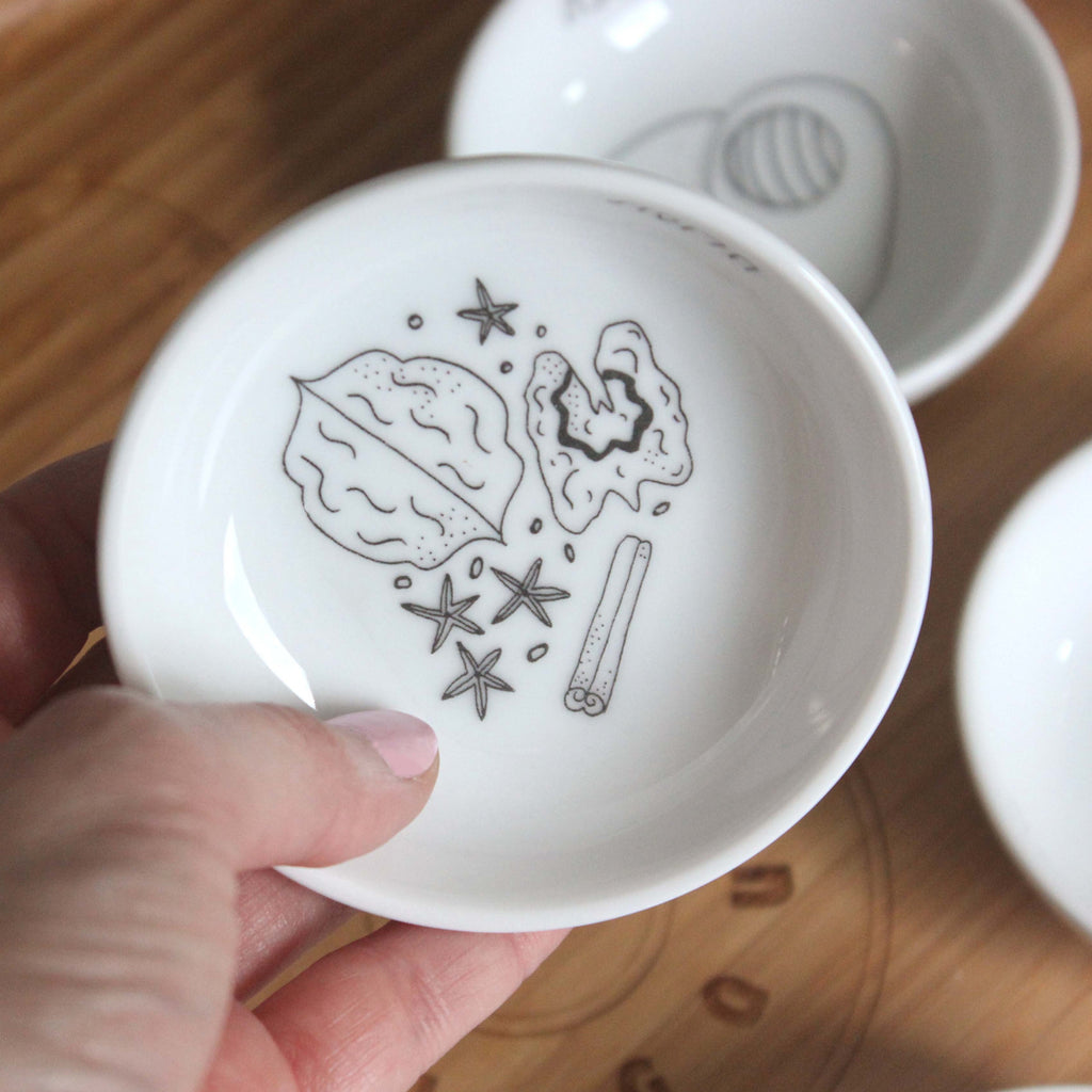 Modern Seder Plate- Peace Love Light Shop