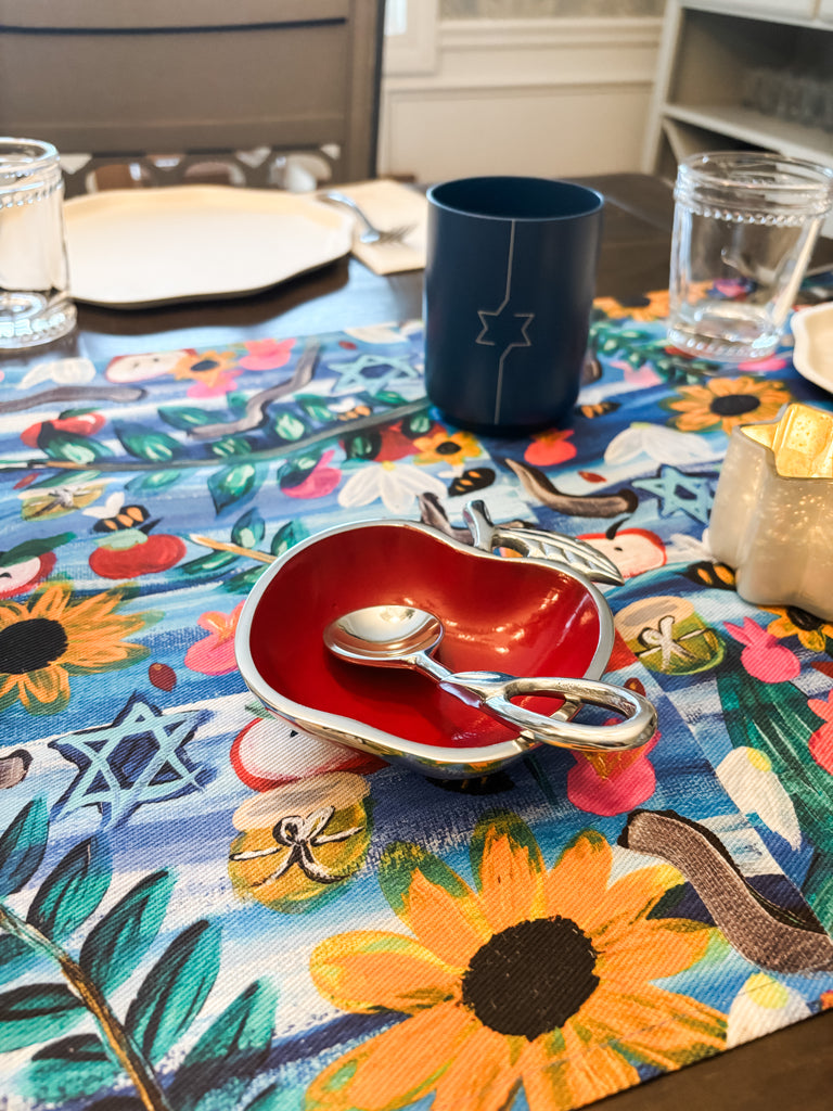 Rosh Hashanah tablescape- Peace Love Light Shop