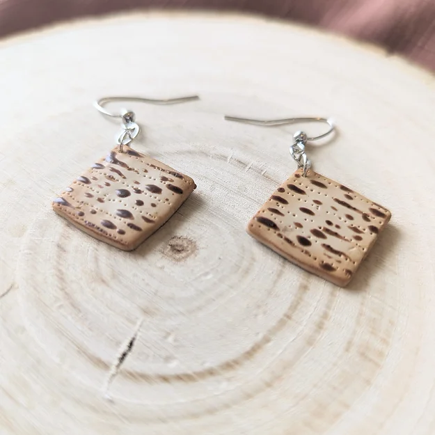 Matzah Earrings, Peace Love Light Shop