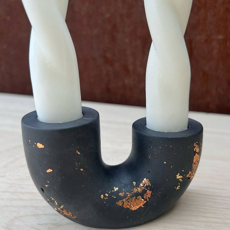 Modern u shape Shabbat candle holder- Peace Love Light Shop