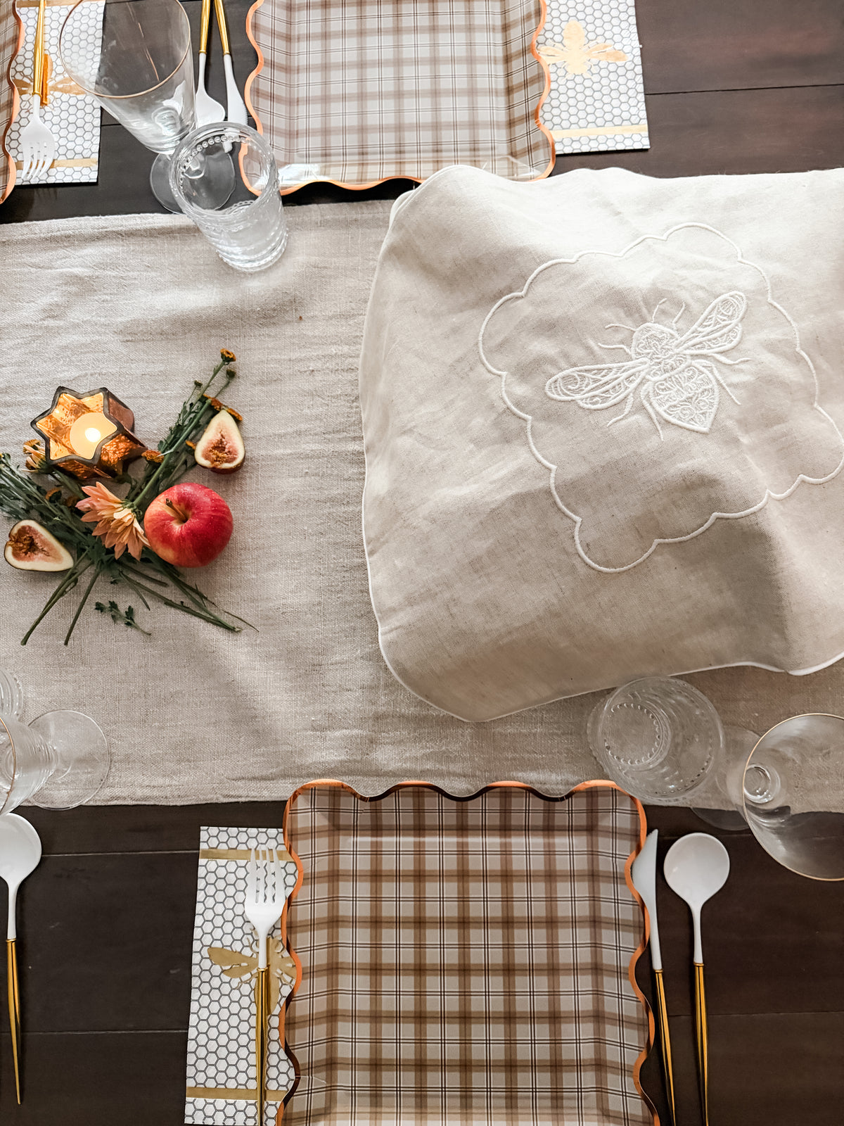 Buzz-worthy Challah Cover, Embroidered- Rosh Hashanah, Natural