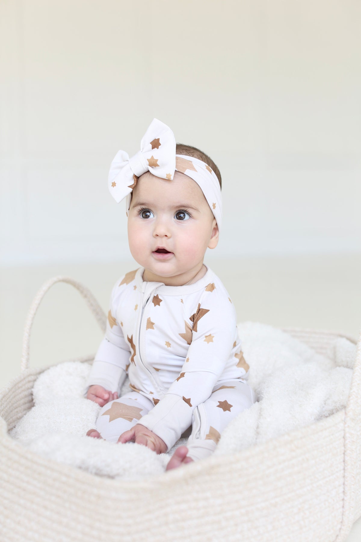 Jewish star baby bow & pajamas- Peace Love Light Shop
