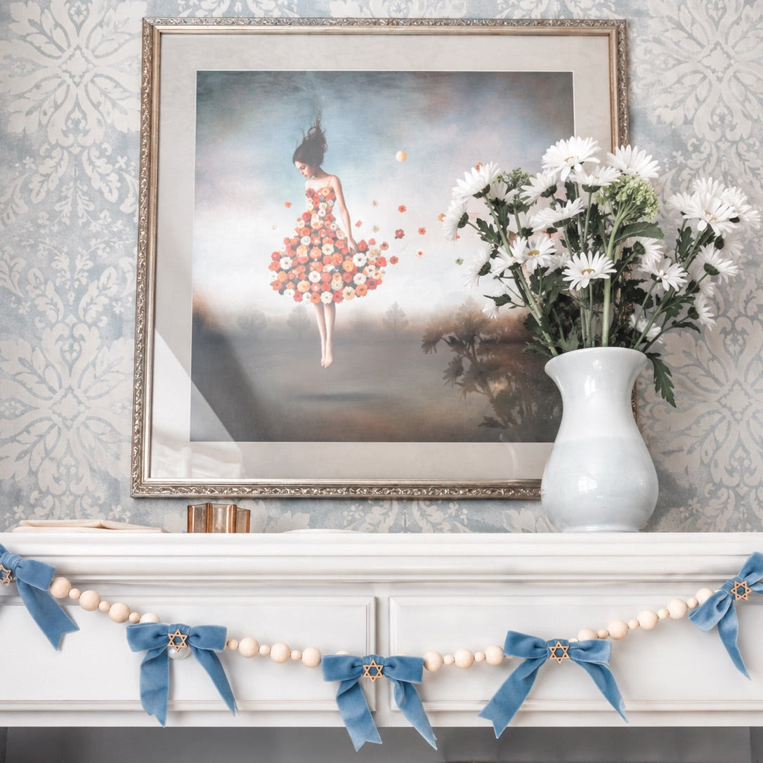 Bow garland, Hanukkah Decoration- Peace Love Light Shop