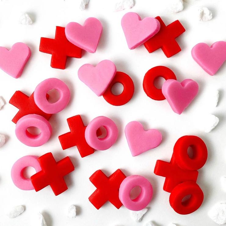 Marzipan Mini Xs & Os Valentines Tu BAv Candy
